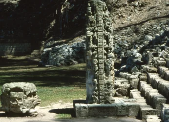 Copan, Stela N, vestsiden, sen klassisk periode, 764 e.Kr